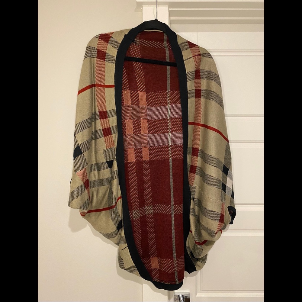 Womens Plaid Shrug
